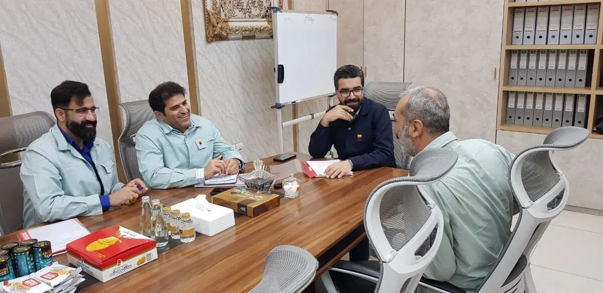  دیدار چهره به چهره معاون منابع انسانی و امور اجتماعی با کارکنان شرکت فولاد خوزستان