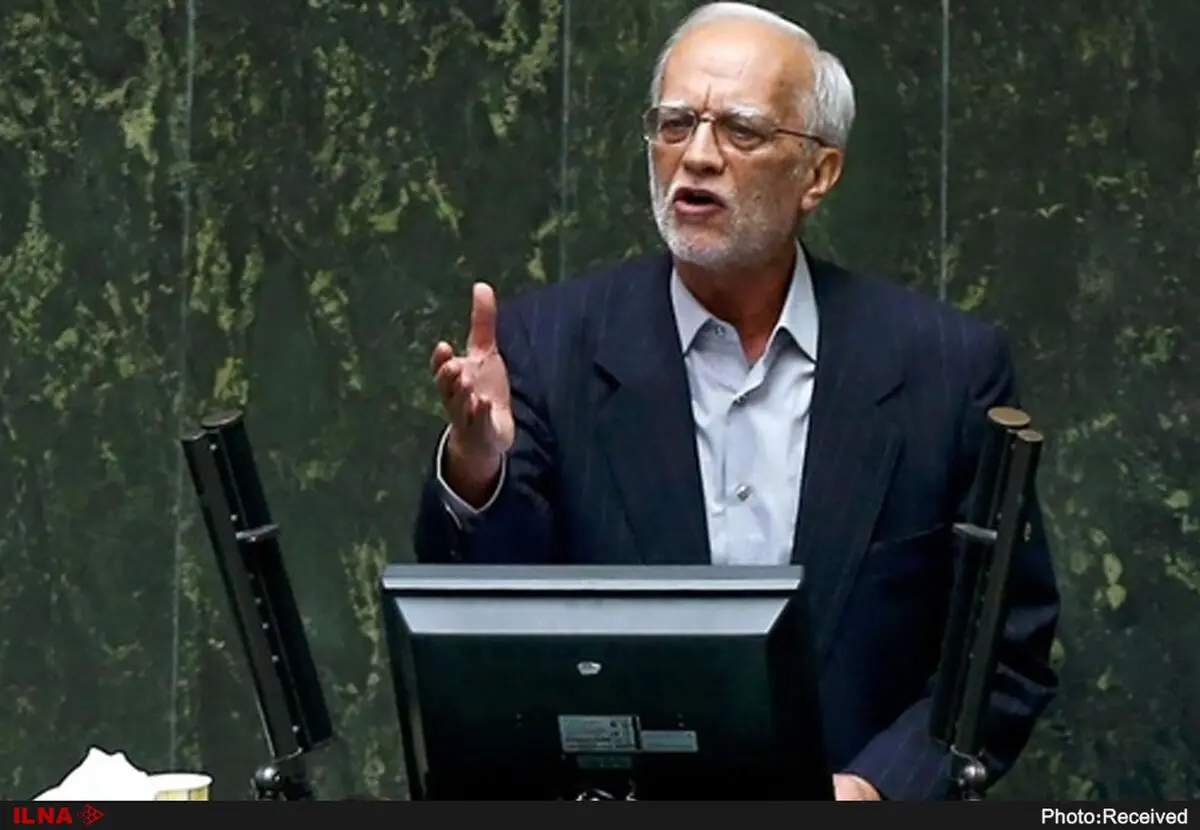 نمایندگان به جای عبور از خط ویژه، نیم ساعت زودتر حرکت کنند/ تاکنون یک دقیقه هم دیر به مجلس نرسیده‌ام