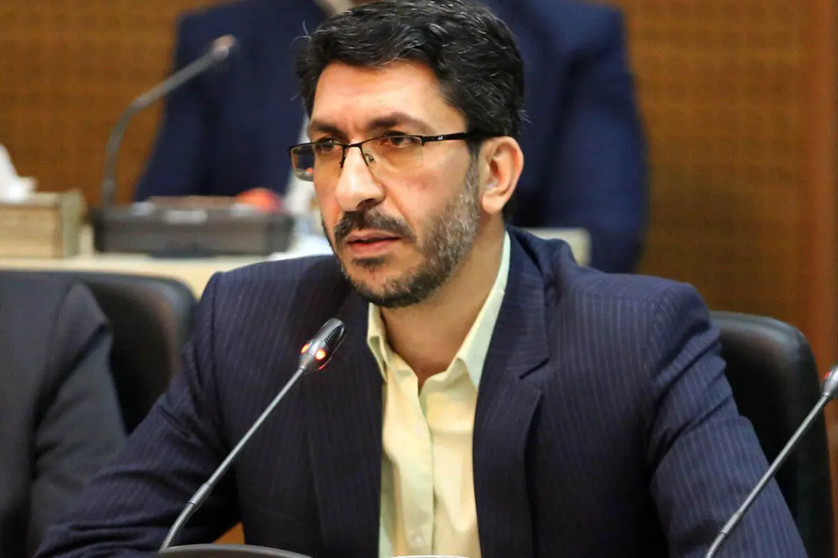 خرید ۱۰۴ دستگاه اتوبوس جدید درون‌شهری برای قم/ کارت اتوبوس به حد نیاز خریداری و آماده سازی شده است