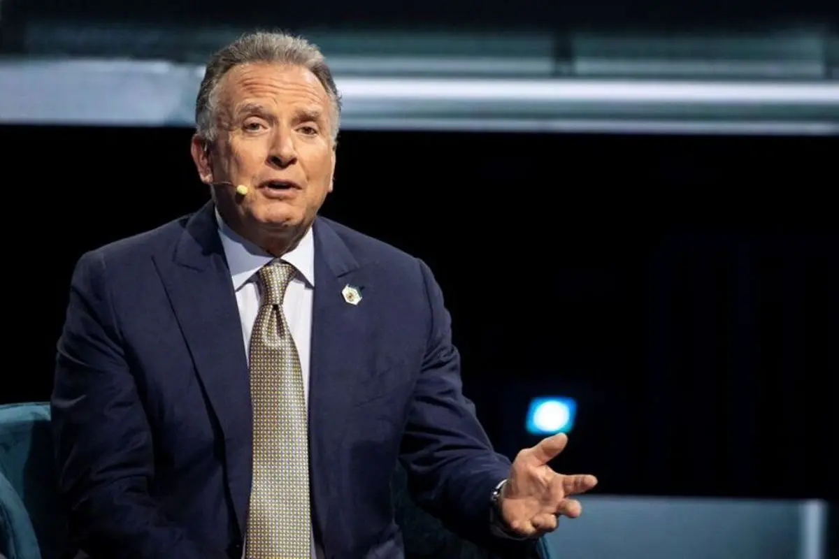 احتمال تحقیقات درباره ویتکاف و ساکس برای معاملات با امارات