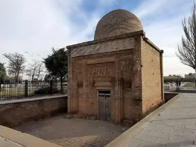 ساماندهی فضای پیرامونی بقعه پیر تاکستان کلید خورد