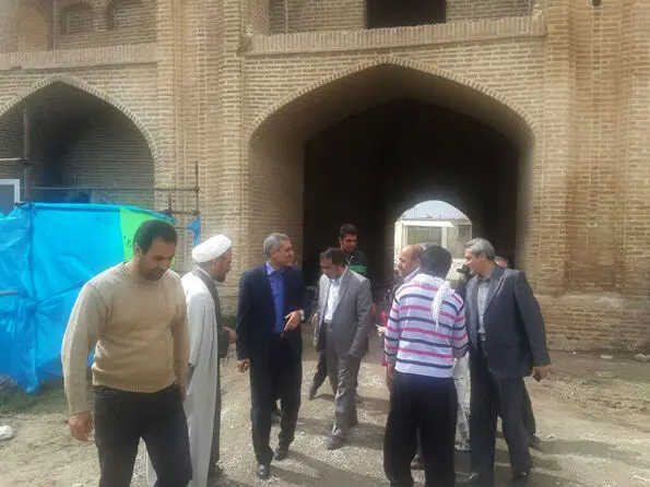 گزارش تصویری از مراحل آماده‌سازی کاروانسرای "ماهیدشت"  کرمانشاه 