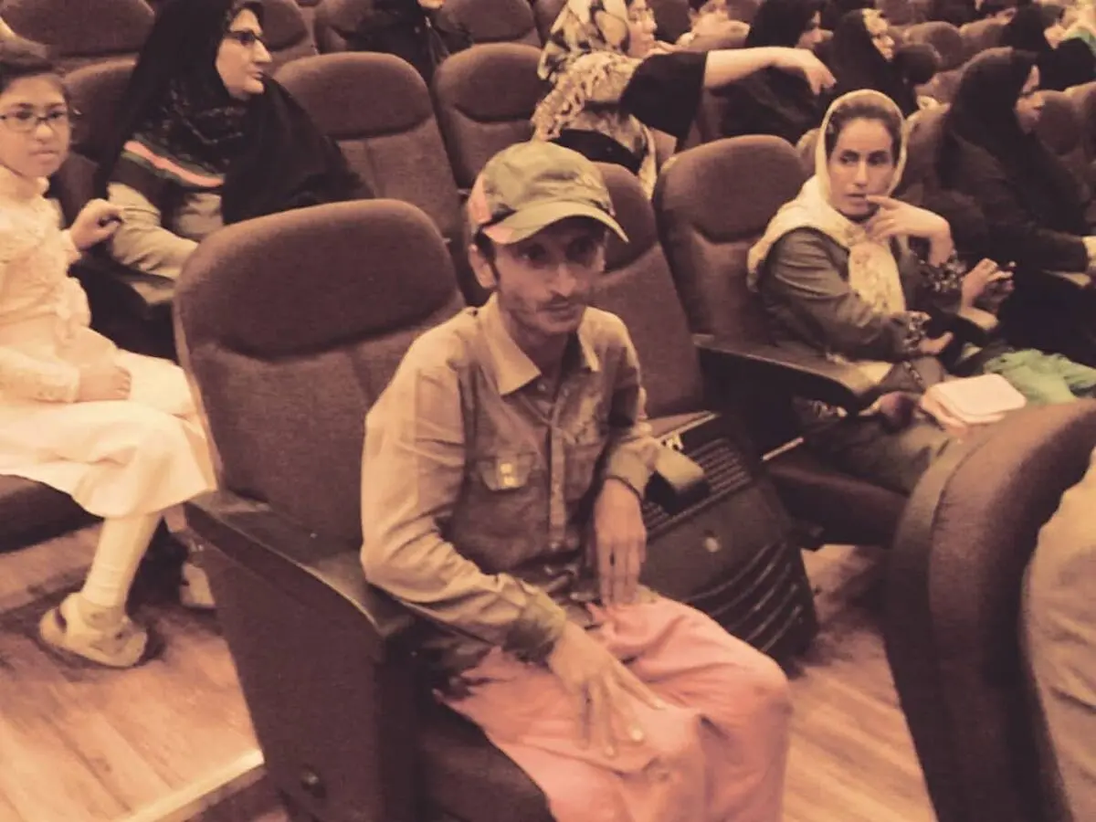 کارگر خدمات شهرداری آبیک کیف پول را به صاحبش بازگرداند