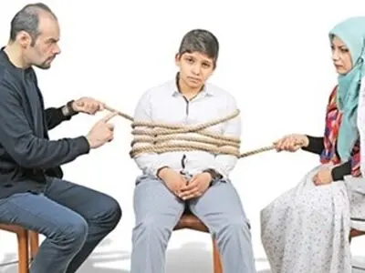 آموزش راهکارهای کنترل خودزنی در نوجوانان در رادیو