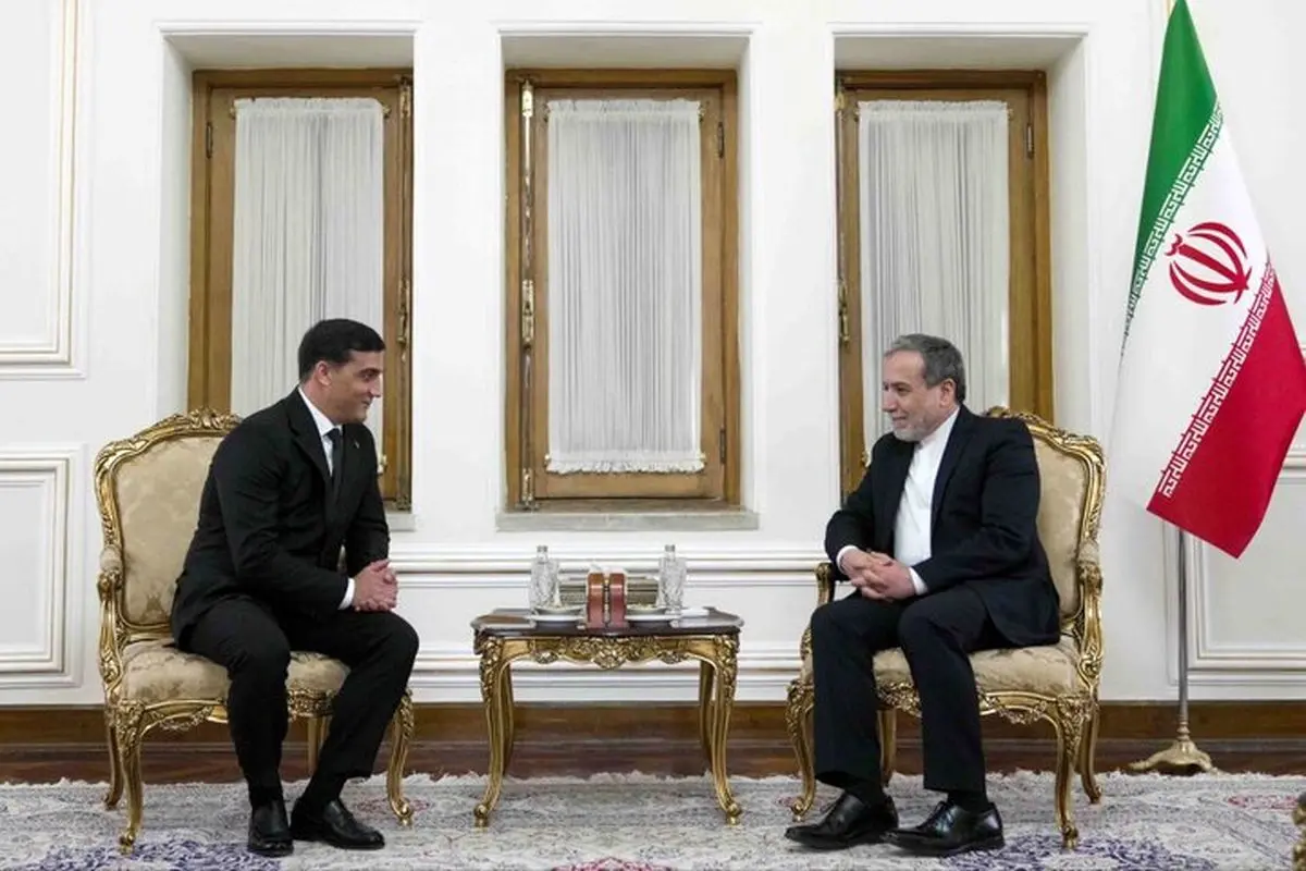 Iran FM receives new Turkmenistan ambassador credential