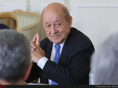 گفت‌وگوی تلفنی وزیر خارجه فرانسه و مدیرکل آژانس با محوریت آژانس