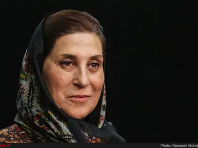 من بازیگرم، سلبریتی نیستم/ نمایش شکوه و پولی که در صفحات مجازی متداول شده برای تعداد محدودی است/ از پول‌های بی‌نشان مالیات بگیرید