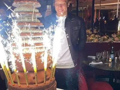 ویدیو: جشن تولد کیلیان امباپه با حضور بازیکنان پاری سن ژرمن