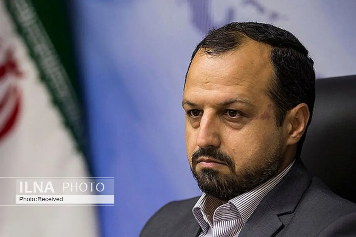 وزیر امور اقتصادی و دارایی وارد خوزستان شد