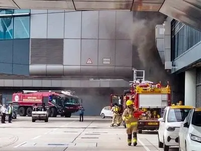 وقوع آتش‌سوزی در فرودگاه هنگ کنگ 