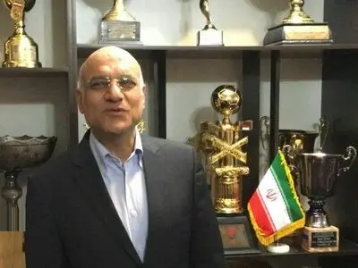 فتحی: فرایند مجوز پاتوسی در حال انجام است / مجیدی اسطوره استقلال است