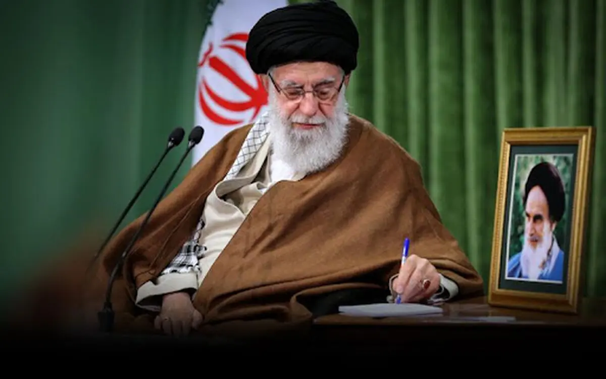 قائد الثورة یدین الهجوم الارهابي في شیراز ویعزي اسر الشهداء