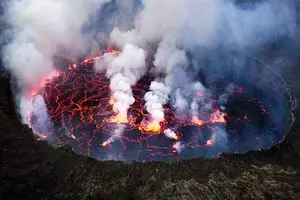 بیداری احتمالی آتشفشان تفتان پس از ۷۰۰ هزار سال سکوت