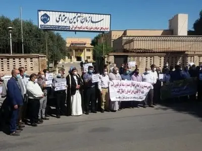 نشست بازنشستگان شوش با مدیران درباره مشکلات مستمری‌بگیران