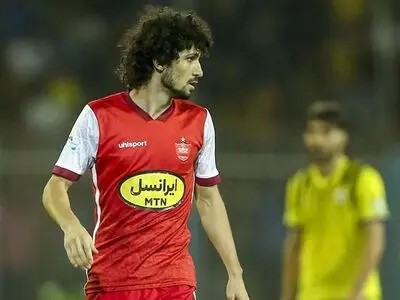 رسمی؛ مدافع سابق پرسپولیس به سپاهان پیوست