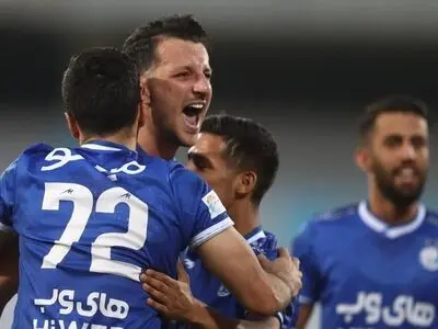 ویدئو: خلاصه بازی استقلال تهران 2 - پدیده مشهد صفر