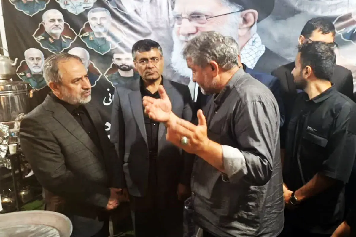 بازدید معاون اقتصادی استاندار قزوین از موکب‌های تشییع رهبر شهید در بویین‌زهرا