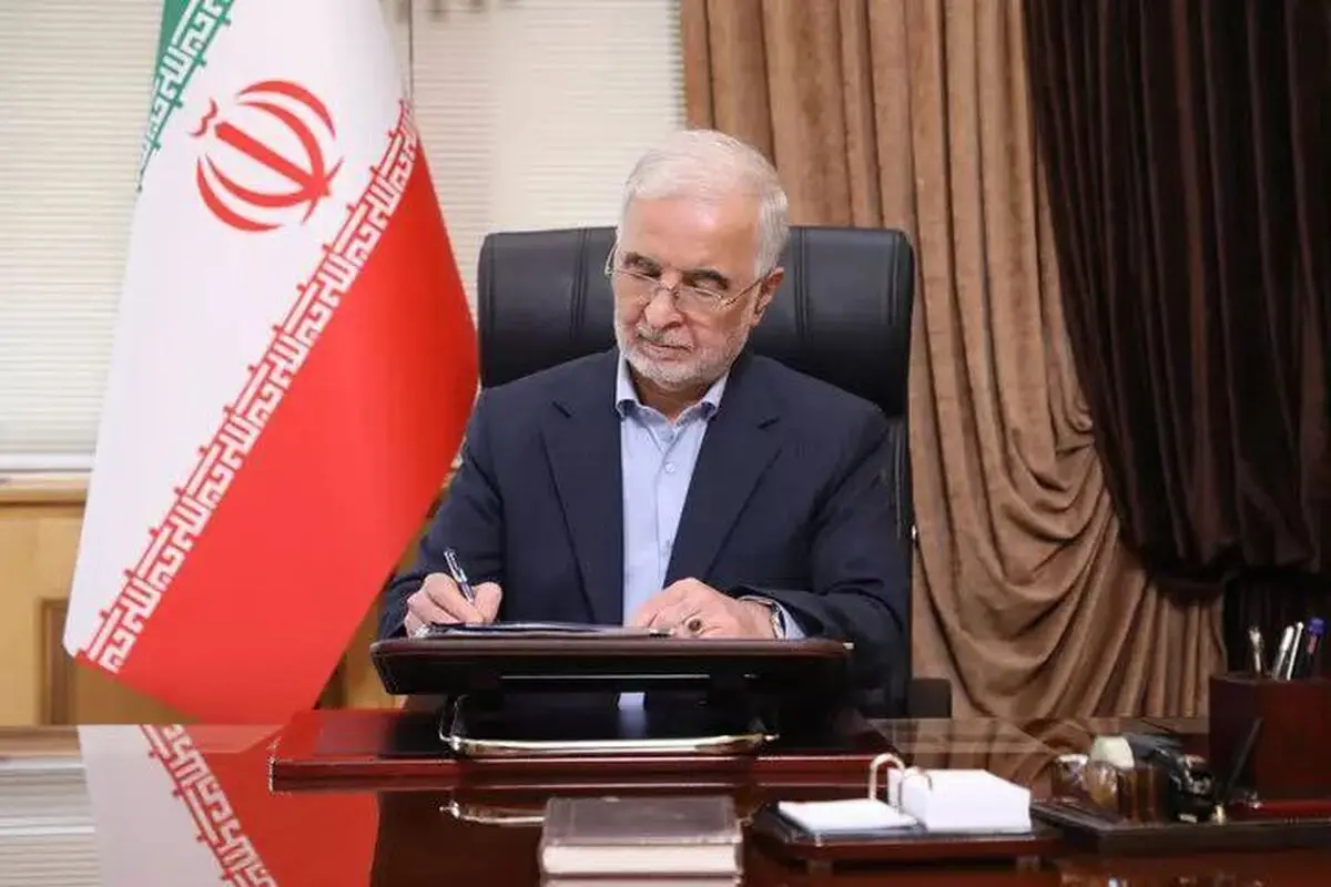 مومنی به علی لاریجانی تبریک گفت