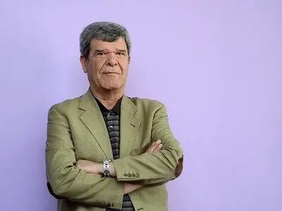 سهراب سلیمی «آقای اشمیت کیه؟» را به صحنه می‌آورد