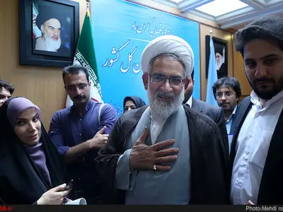بازدید سرزده دادستان کل کشور از دادسرای جرایم رایانه‌ای 
