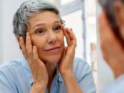 ۷ عادتی که سبب پیری زود رس میشود