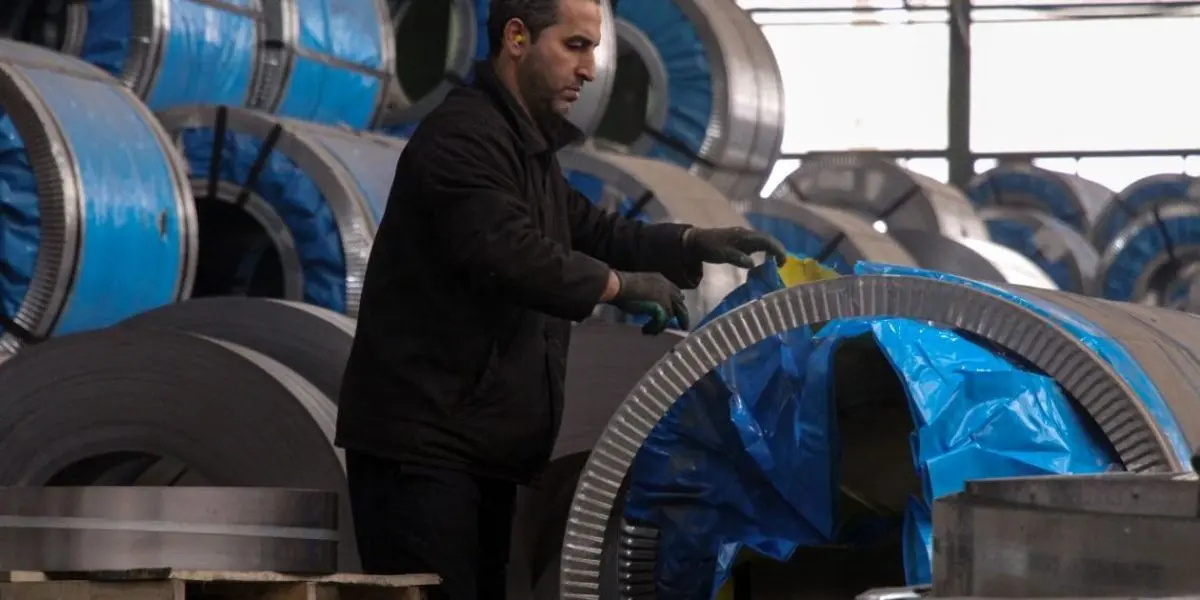 توزیع عادلانه ارز میان فعالان تولیدی و بازرگانی کلید خورد