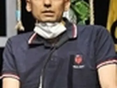 هنرمند پانتومیم توسط پزشک امام(ره) جراحی می‌شود