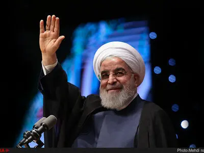 روحانی یؤدی الیمین الدستوریة لولایة رئاسیة ثانیة فی 6 أغسطس