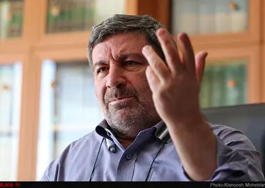 دشمن با استفاده از هر کلیپ و مصاحبه‌ای به تخریب چهره‌ها می‌پردازد / افراد با اشتباهاتشان زمینه‌ساز این تخریب می‌شوند