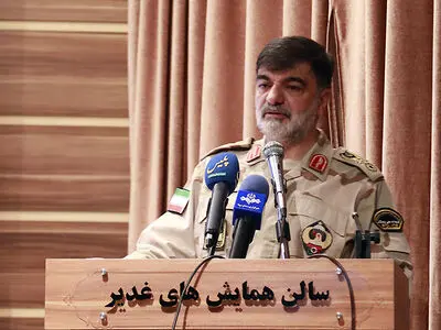 کوله‌بَری یک حقیقت است؛ باید کولبران را سروسامان دهیم