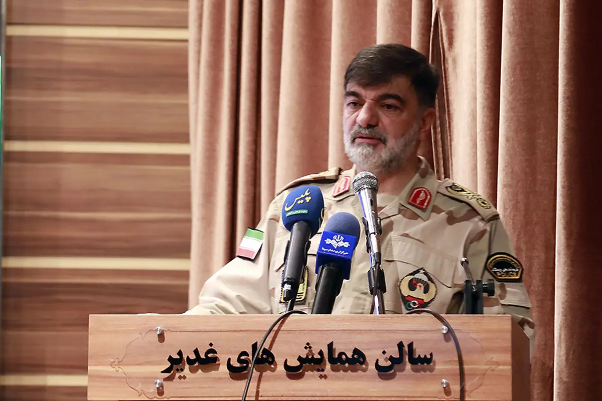 کوله‌بَری یک حقیقت است؛ باید کولبران را سروسامان دهیم