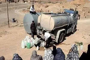 قطعی و جیره بندی آب در چابهار مردم را با مشکل مواجه کرده/در برخی مناطق لوله‌کشی انجام شده اما آبی برای مصرف وجود ندارد