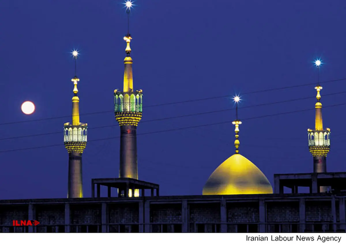 دعوت ستاد مرکزی بزرگداشت امام خمینی برای ارائه پیشنهادات و انتقادات جهت برگزاری مراسم ۱۴ خرداد