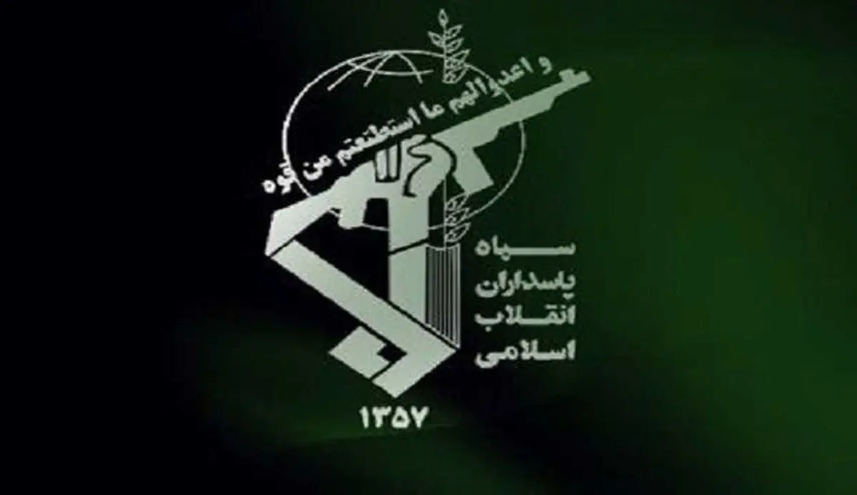 سفینة حربیة امیرکیة انسحبت من مکان تواجد زورق ایرانی بعد اطلاقها الرصاص فی الهواء