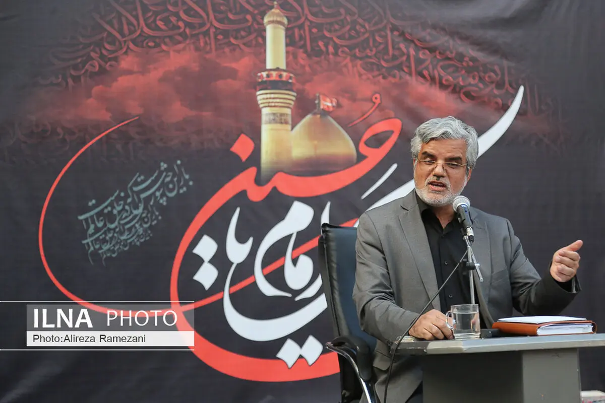مسدود کردن راه انتقاد خبرنگاران جلوگیری از امر به‌معروف و نهی از منکر است