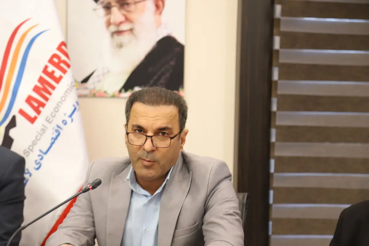 ارائه بیش از ١٠٠ میلیارد تومان خدمات درمانی بیمه سلامت در لامرد و مهر طی سال ١۴٠٣