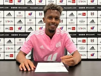 ویدیو: شوخی جالب باشگاه فولام با تمدید قرارداد دمبله و بارسلونا