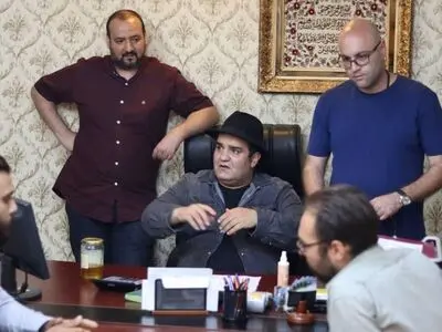 «کادون» از نیمه گذشت