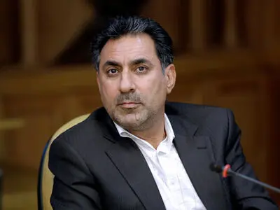 ایمنی تامین نشود، آزادراه تهران شمال امسال هم افتتاح نمی‌شود/ قرارداد ریل ملی منعقد شد/ کردستان و چهارمحال هم به راه‌آهن متصل می‌شوند