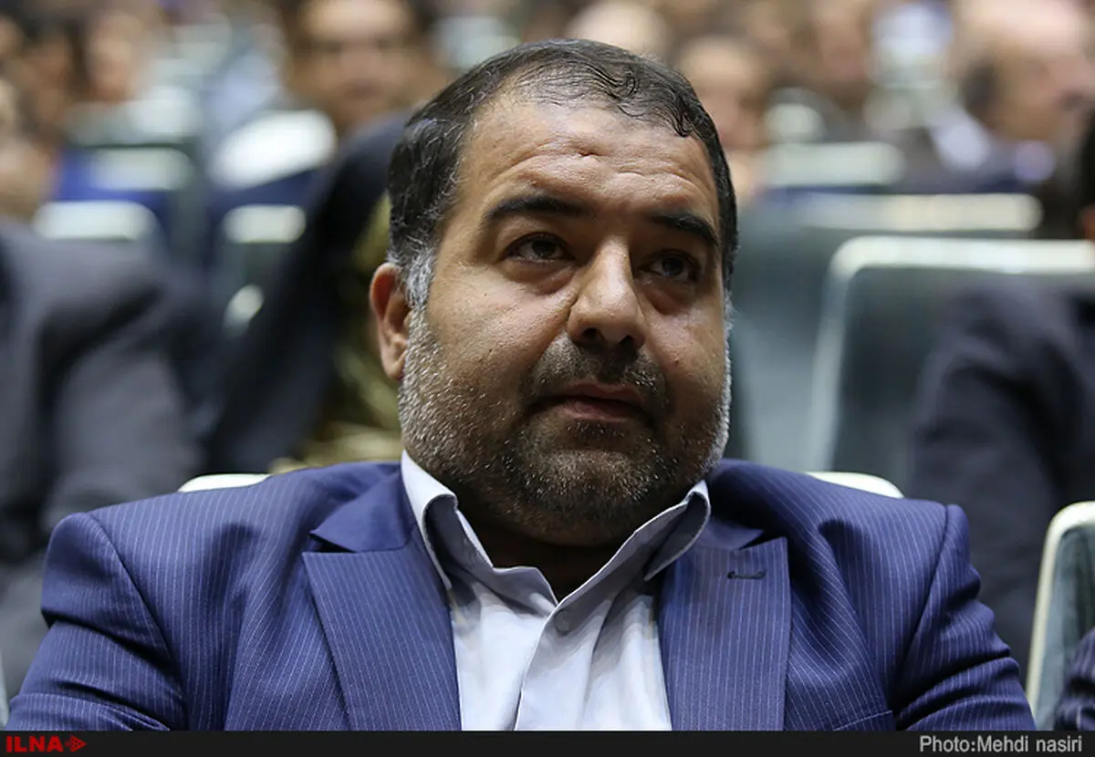 انتقاد از عدم همکاری دولت با شهرداری برای تامین اتوبوس