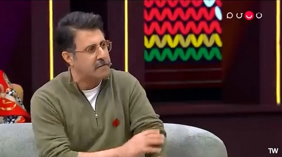 چرا مردم فال حافظ می‌گیرند اما فال سعدی نه؟ + فیلم