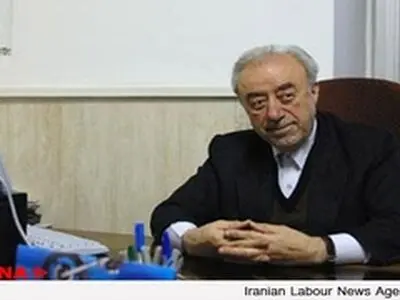 بازار در انتظار نشست ۱ + ۵ / تحریم بانکی و کشتیرانی تا ۲ ماه آینده شکسته می‌شود