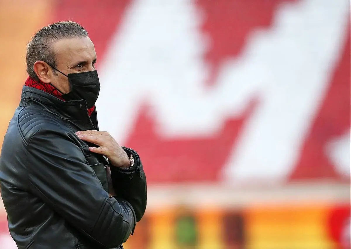 یحیی گل محمدی مدیرعامل پرسپولیس را به دادگاه کشاند