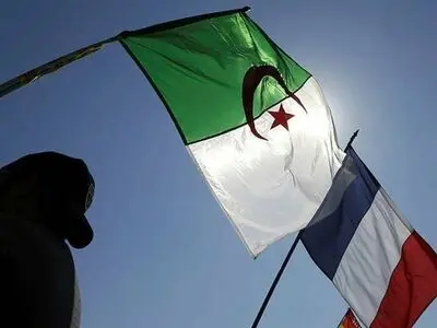 الجزایر سفیر فرانسه را احضار کرد
