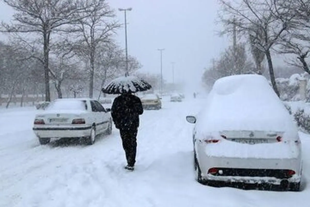 تداوم بارش باران و برف و لغزندگی جاده ها در آذربایجان شرقی