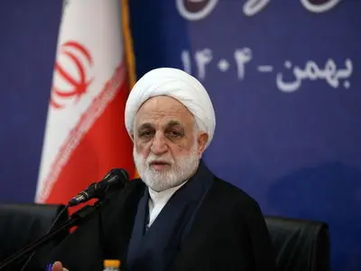 برخورد قضایی به تنهایی پاسخگوی مسائل سیاسی و اعتقادی نیست / مبارزه با فساد ابعاد مختلفی دارد