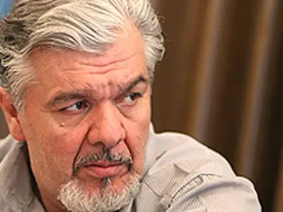 نقش خرد ایرانی در رسمیت یافتن نوشتار فارسی دربرابر نوشتار عربی
