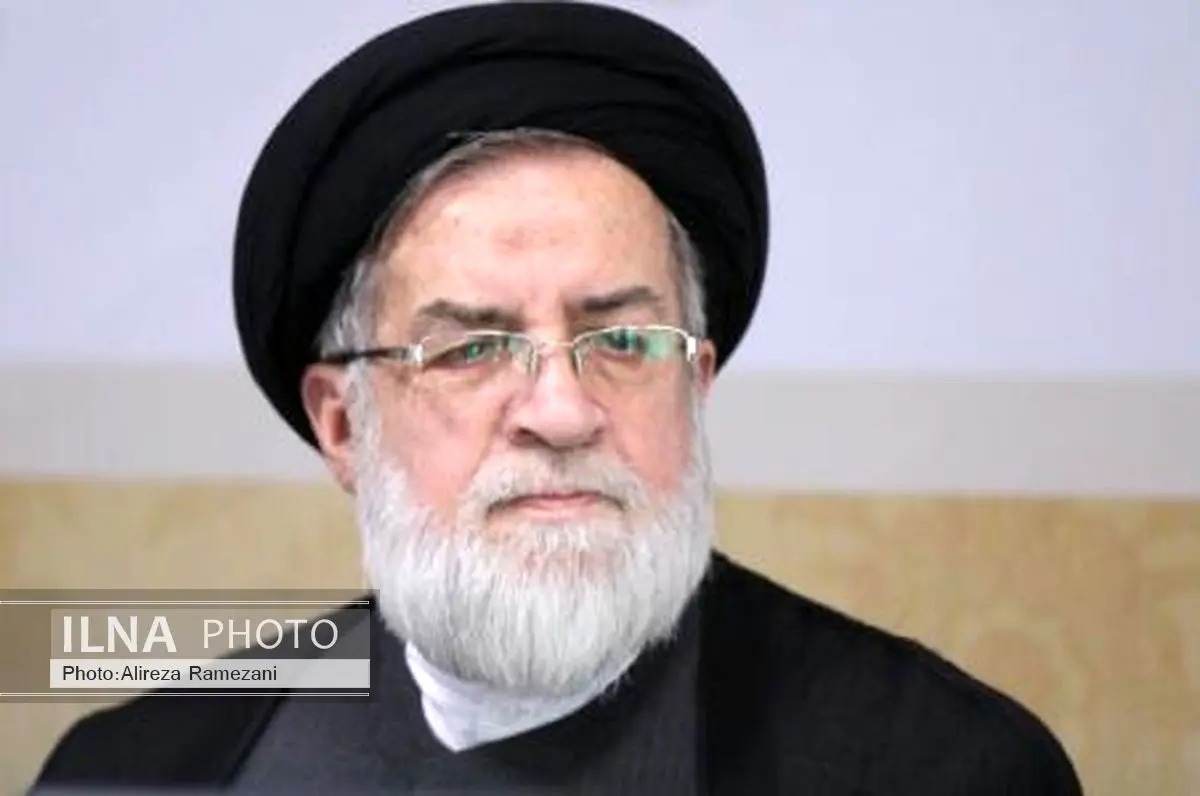 رضایت مقام معظم رهبری از دیدارهای رییسجمهور با خانوادههای شهدا