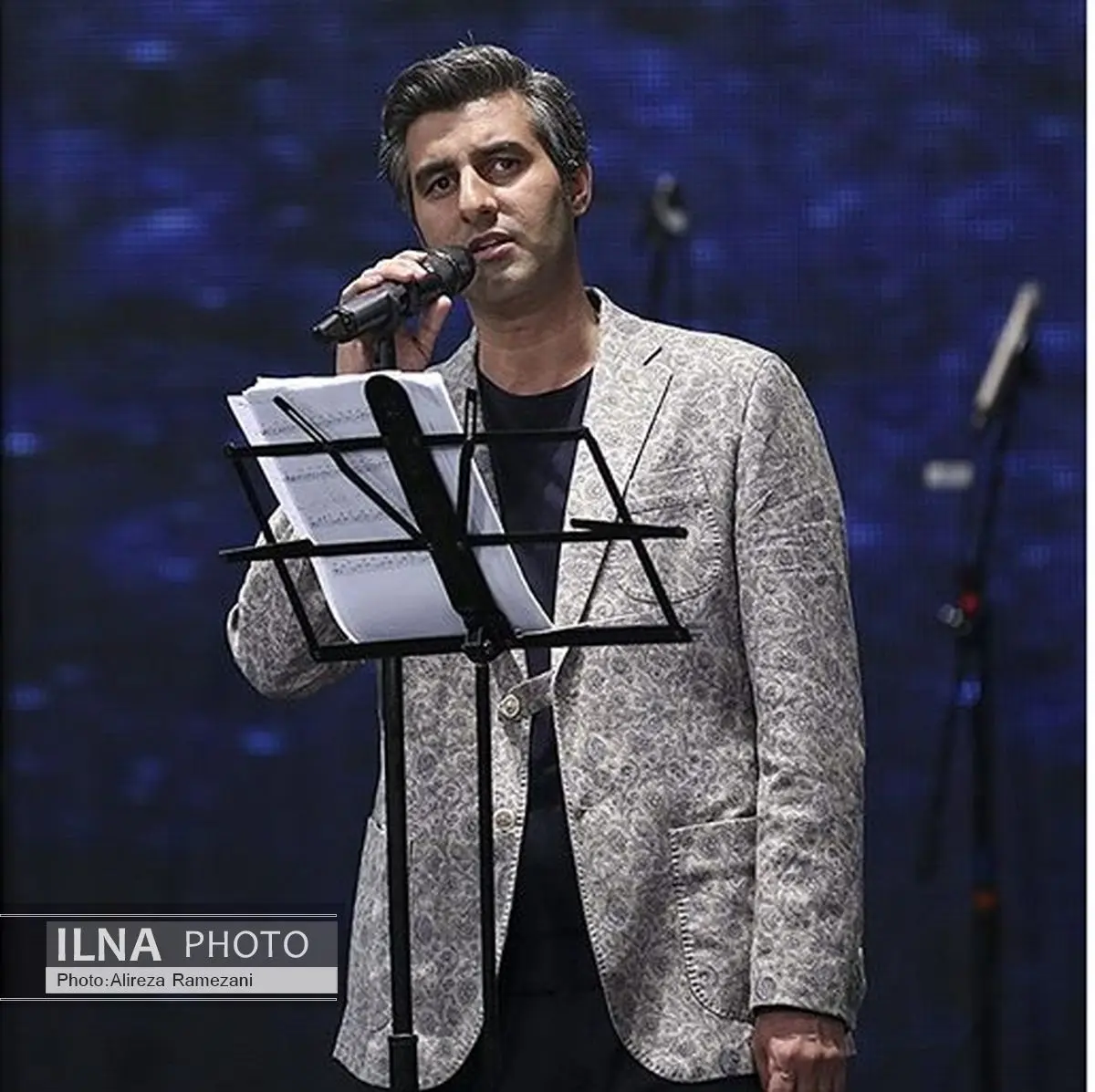 کنسرت خواننده سابق دنگ شو به مناسبت روز جهانی صلح