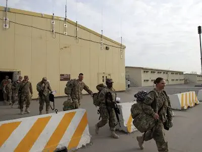 کشته شدن یک غیرنظامی توسط نیروهای امنیتی آمریکا در آریزونا